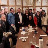 Un grand merci @christophemarguin pour l’accueil ! Un dîner d’excellence dans le salon @guillaume_gomez_ ✨

Merci @marguinnicole @gaspard_marguin @leleu_vincent_lyon_ !

Un beau moment avec toute l’équipe en marge du @sirha_lyon 

@pierre.bastin.58 @margotreinartz @vanessa.mieral @omni.vins @andreamary.sabatier #gastronomie #lyon #chef #excellence #mieral #aop #bresse #terroir #volailledebresse #lyonfood @lestoquesblancheslyonnaises